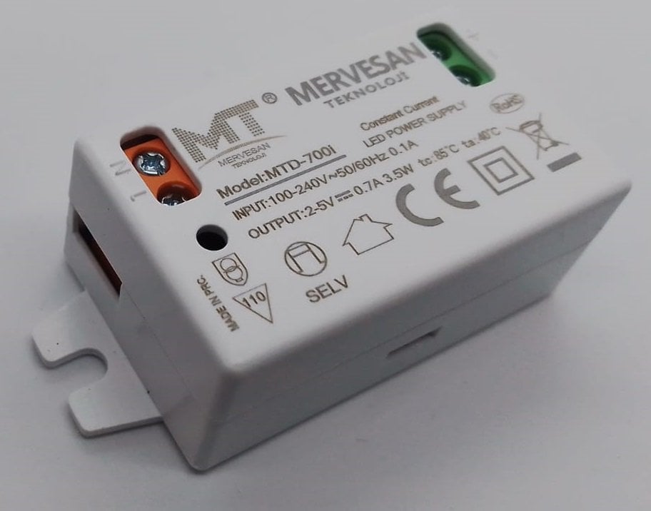 Sabit Akım AC/DC Led Sürücü  2-5V 700mA 4.2W IP 30