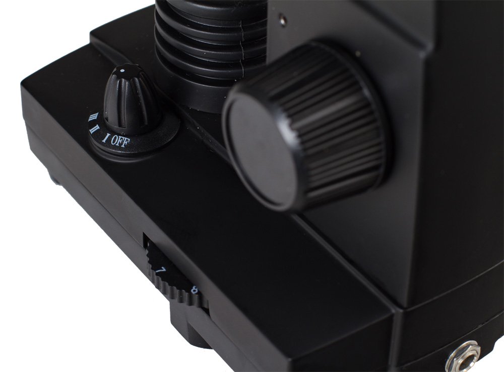 Bresser LCD 50–2000x Microscope