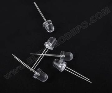 Beyaz 8mm Round 3.0-3.4 Volt 20 Derece 9000-11000 MCD 20mA