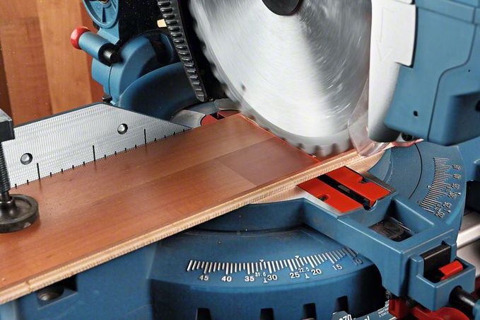 Bosch GTM 12 JL Professional Üstten tablalı gönye kesme