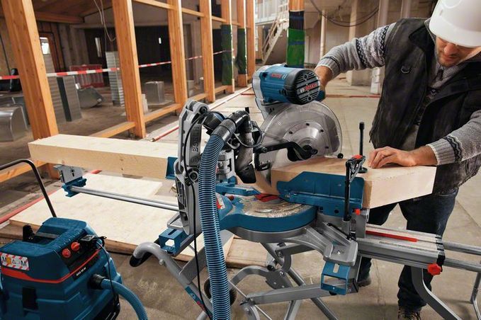 Bosch GCM 12 GDL Professional Gönye kesme makinesi