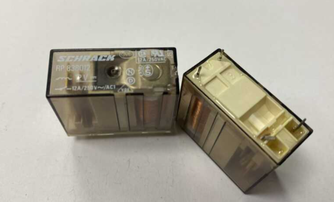 RP838012 12VDC 12A 250VAC 4 PİN GÜÇ RÖLESİ