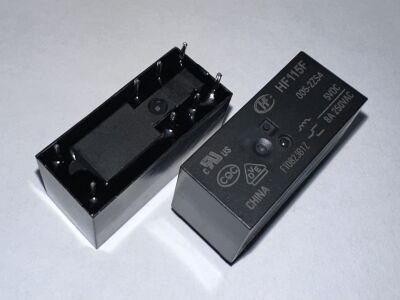 JQX-115F(HF115)005-2SZ4 5V 8A Hongfa Röle
