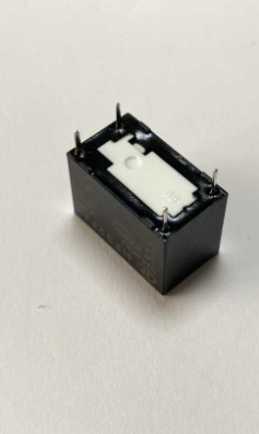 HF32FA/024-HSL1 250VAC 5A 24VDC 4 Pin Hongfa Kombi Rölesi